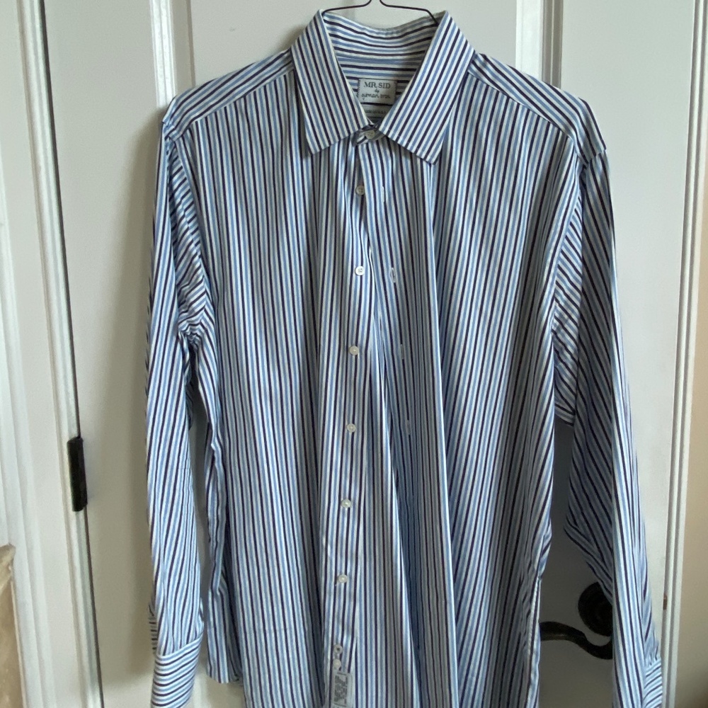 Men’s long sleeved shirt